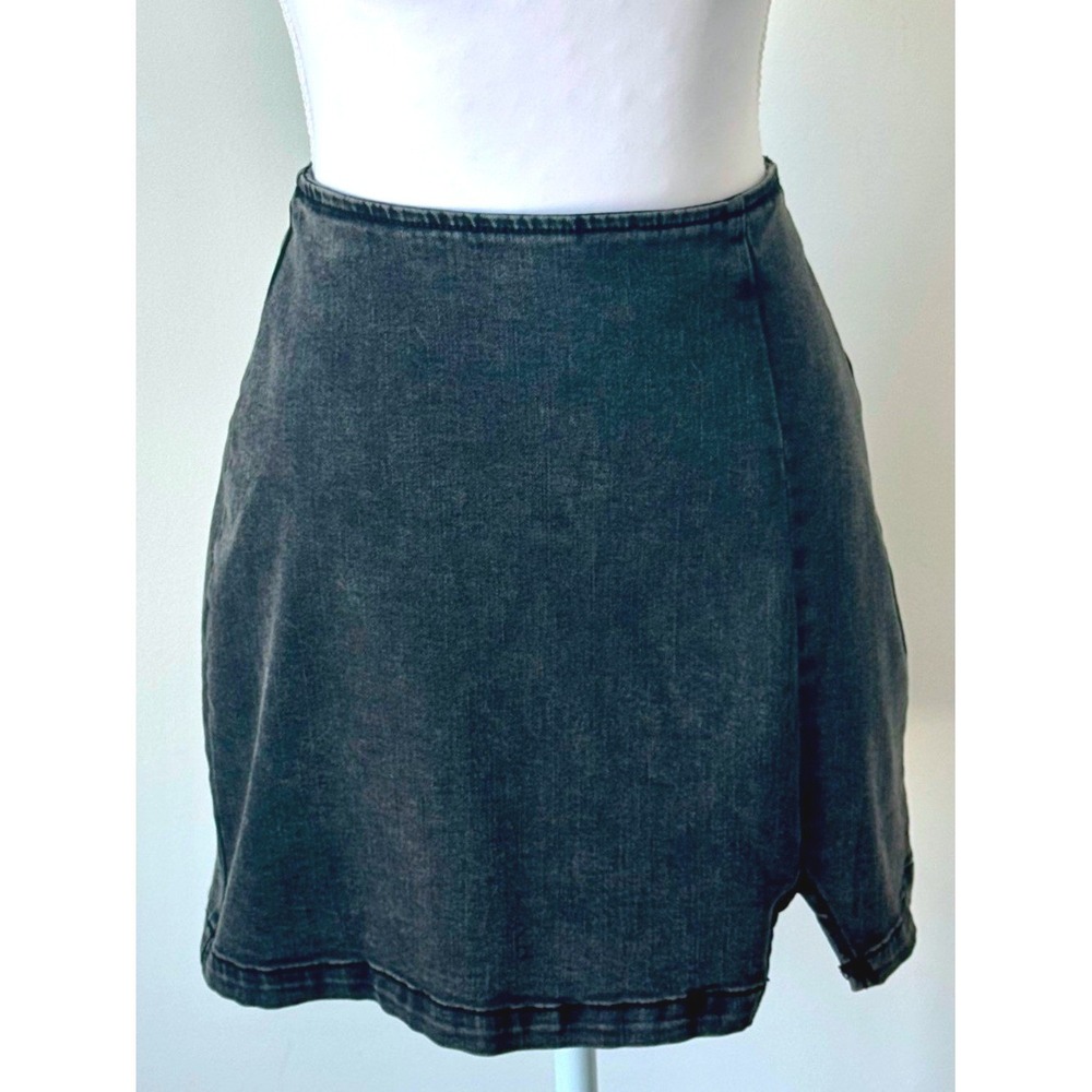 Mini Skirt Women Size 4 Gray Acid Wash Side Slit Back Zip Wild Fable